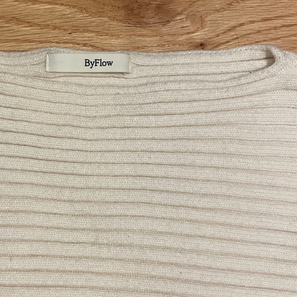 Anthropologie White Crop Sweater - Picture 3 of 3